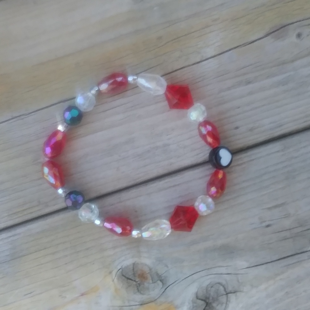 Matching bracelets. - Picture 4 of 6